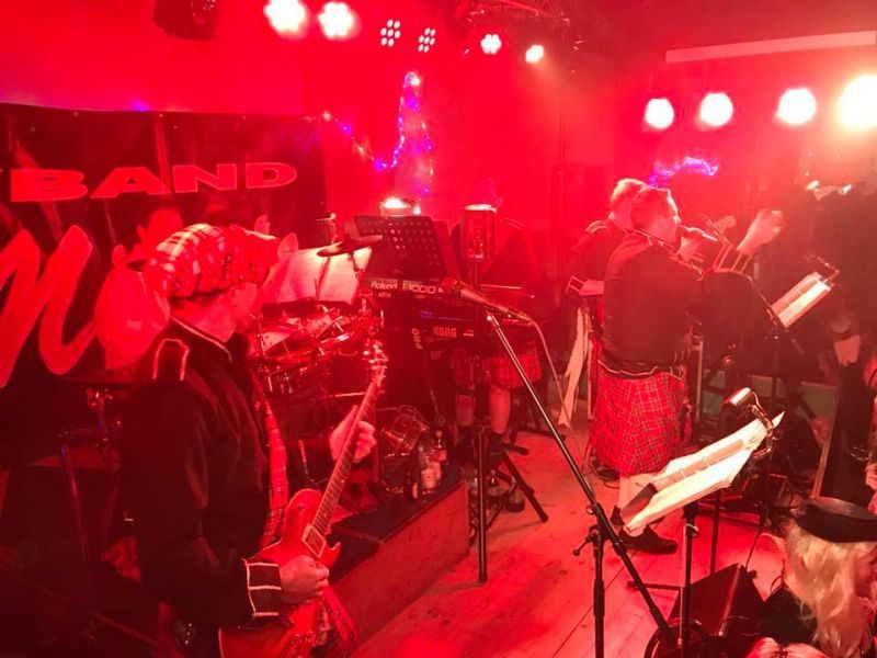 27067387_2451734001718873_2345757527838142563_n_2451734001718873