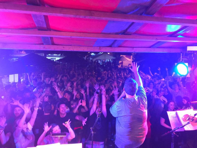 38975564_2623703274521944_809184551669596160_o_2623703267855278