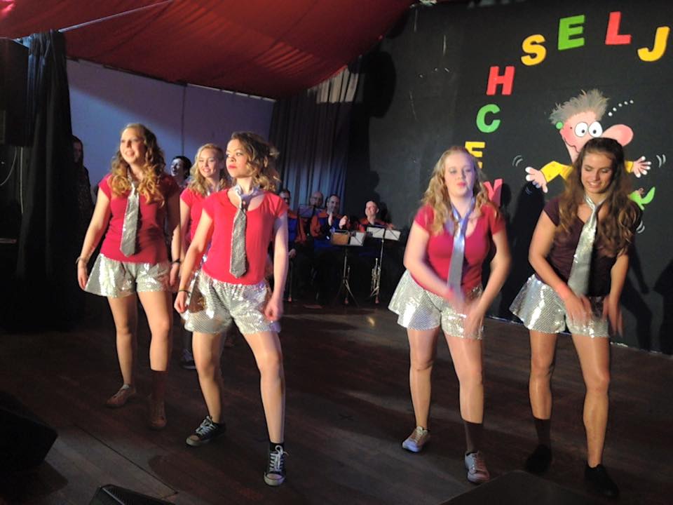 12548879_1957919421100336_8465506712218479029_n